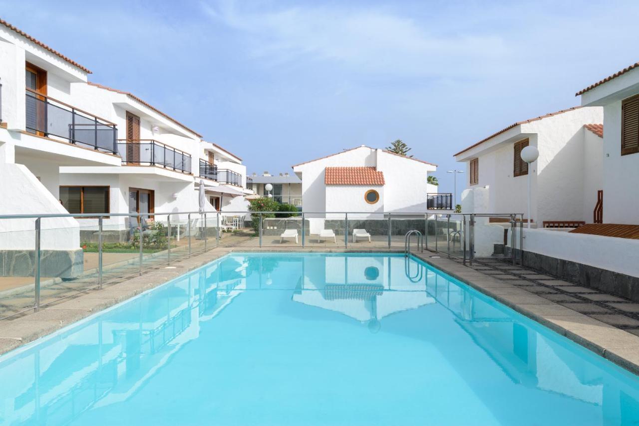 Bonito Bungalow Con Piscina Junto A La Playa San Bartolomé Exterior photo