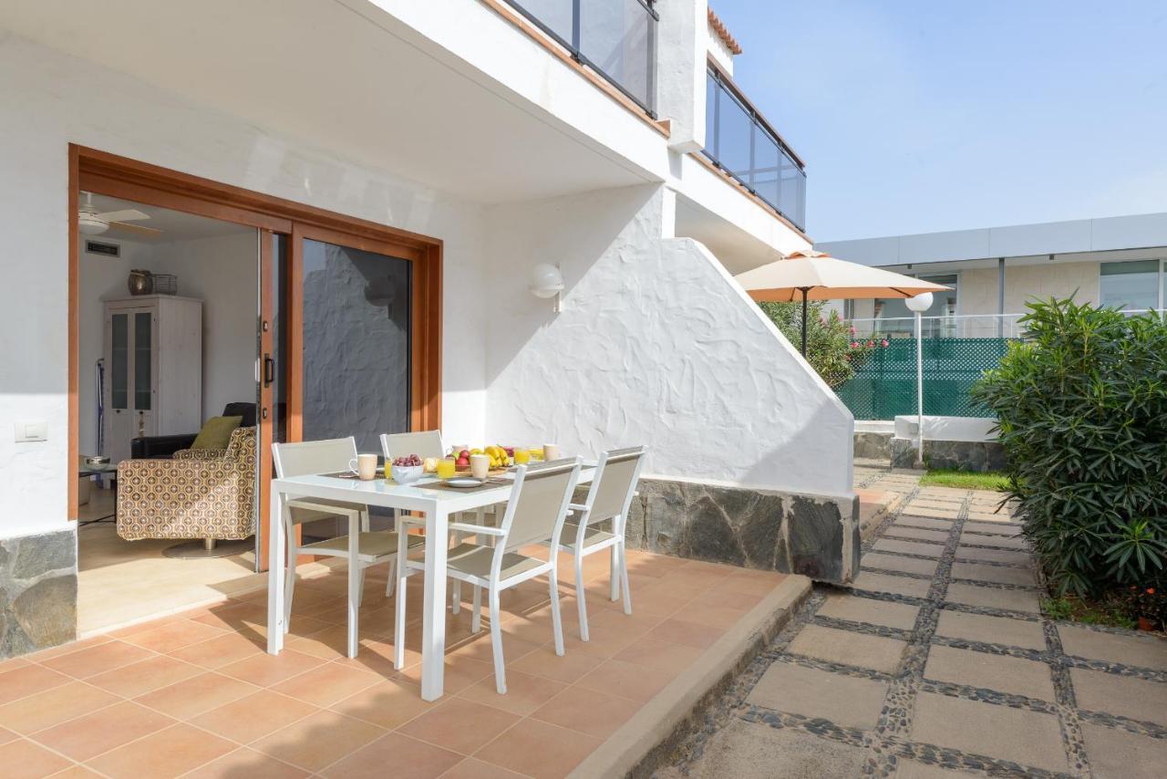 Bonito Bungalow Con Piscina Junto A La Playa San Bartolomé Exterior photo